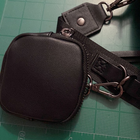 Madden Girl Black Nylon Bowling Bag - Picture 7 of 10